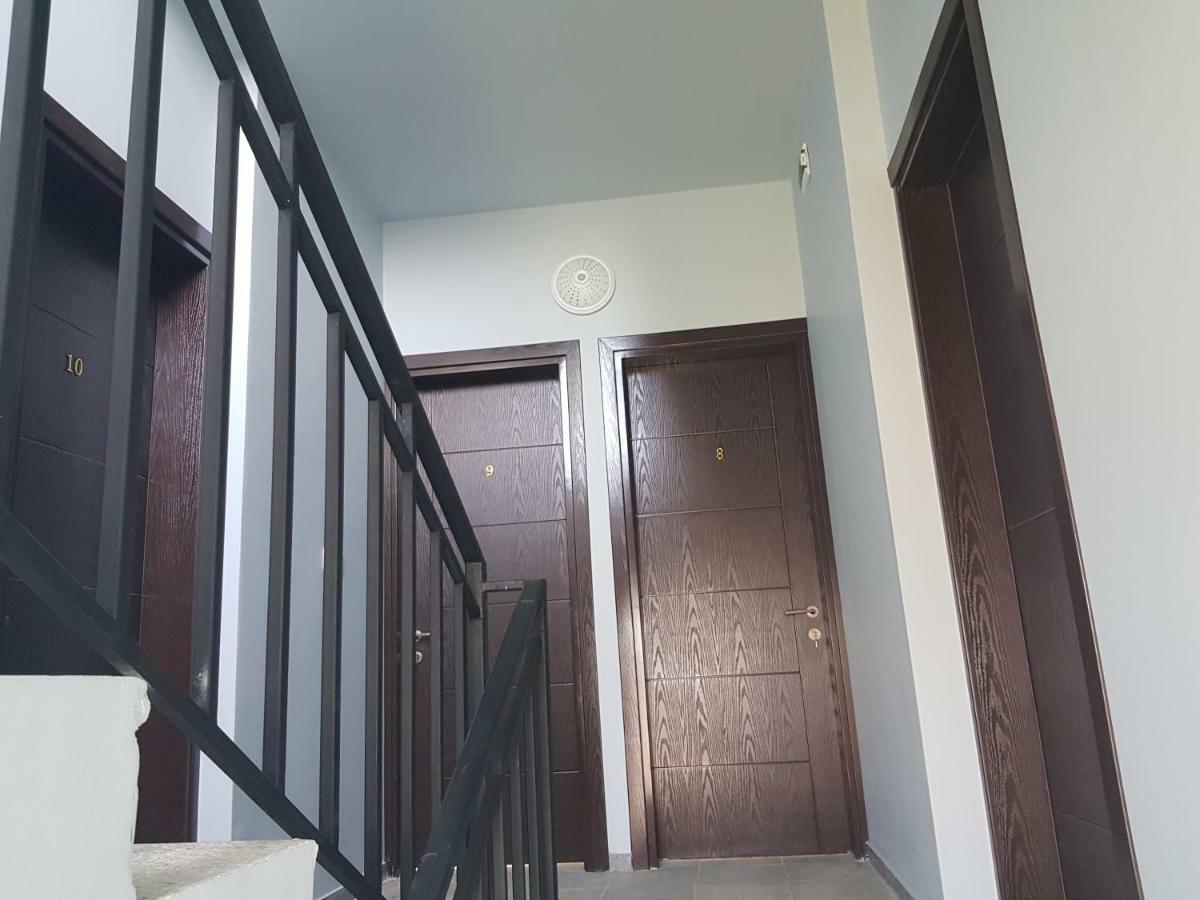 Femily Hotel In Batumi Mareti Str 2 외부 사진